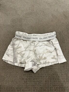 DAIRY BOY White & Light Gray Camouflage Print Women’s Lounge Shorts